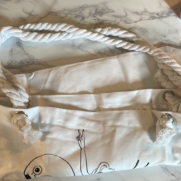 4/$25 Honeymoon vibes tote bag - Picture 5 of 8